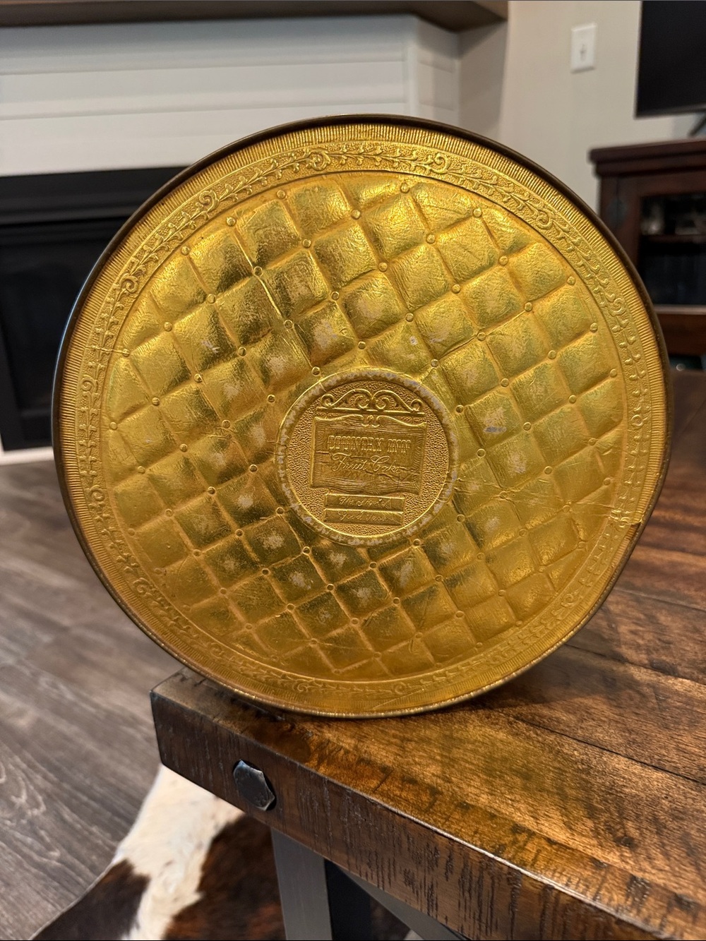 Vintage Guildcraft Country Inn Fruit Cake Tin Embossed Gold Medal Storage